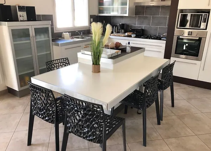 Maison Dame De Monts * نوتر دام دي مونتس